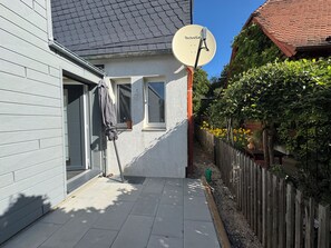 Exterior detail - Fichtelgebirge: Modern apartment on the outskirts, close to nature. (Marktredwitz)