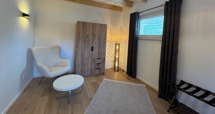 Fichtelgebirge: Modernes Appartement in Stadtrandlage, naturnah.