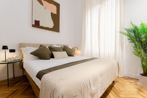 1 chambre, fer et planche à repasser, Wi-Fi gratuit, draps fournis