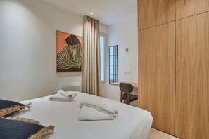 1 chambre, bureau, fer et planche à repasser, Wi-Fi gratuit