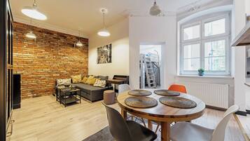 Căn hộ | Khu vực ăn uống tại phòng