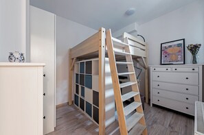 Apartment | Iron/ironing board, free WiFi - RentPlanet - Wyspiańskiego (Poznań)