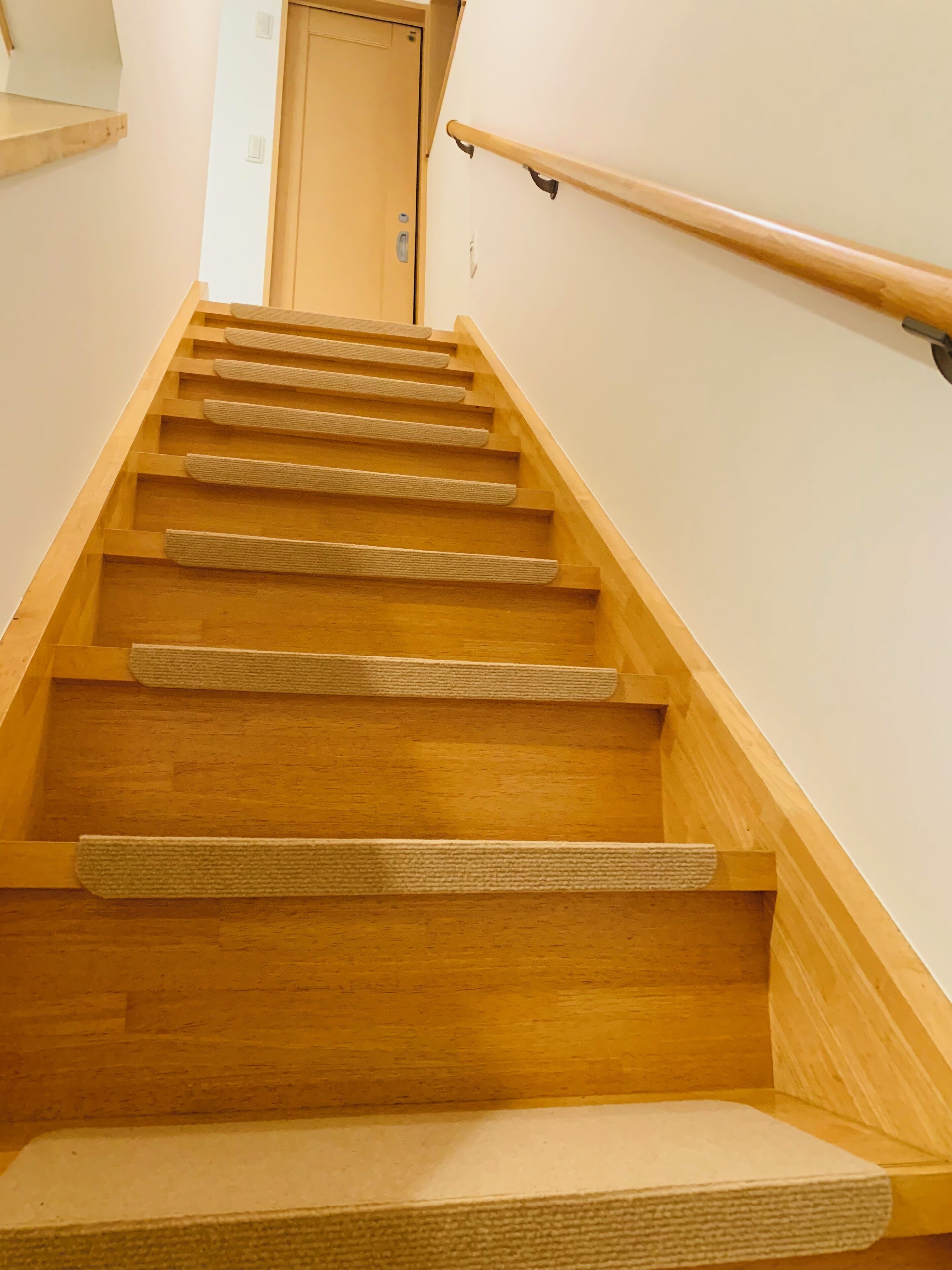 Down comforters, pillowtop beds, desk, blackout drapes