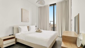 House | 1 bedroom, Internet - Brand-new 1BR at The Crest With Pool Gym Parking (Dubai)