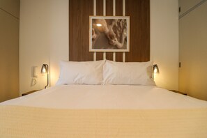 Apartment | 2 bedrooms, Internet - w Exceptional 2BR With Balcony in San Isidro (Lima)