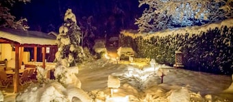 Kedra Village Cozy Chalet - Mountain Getaway