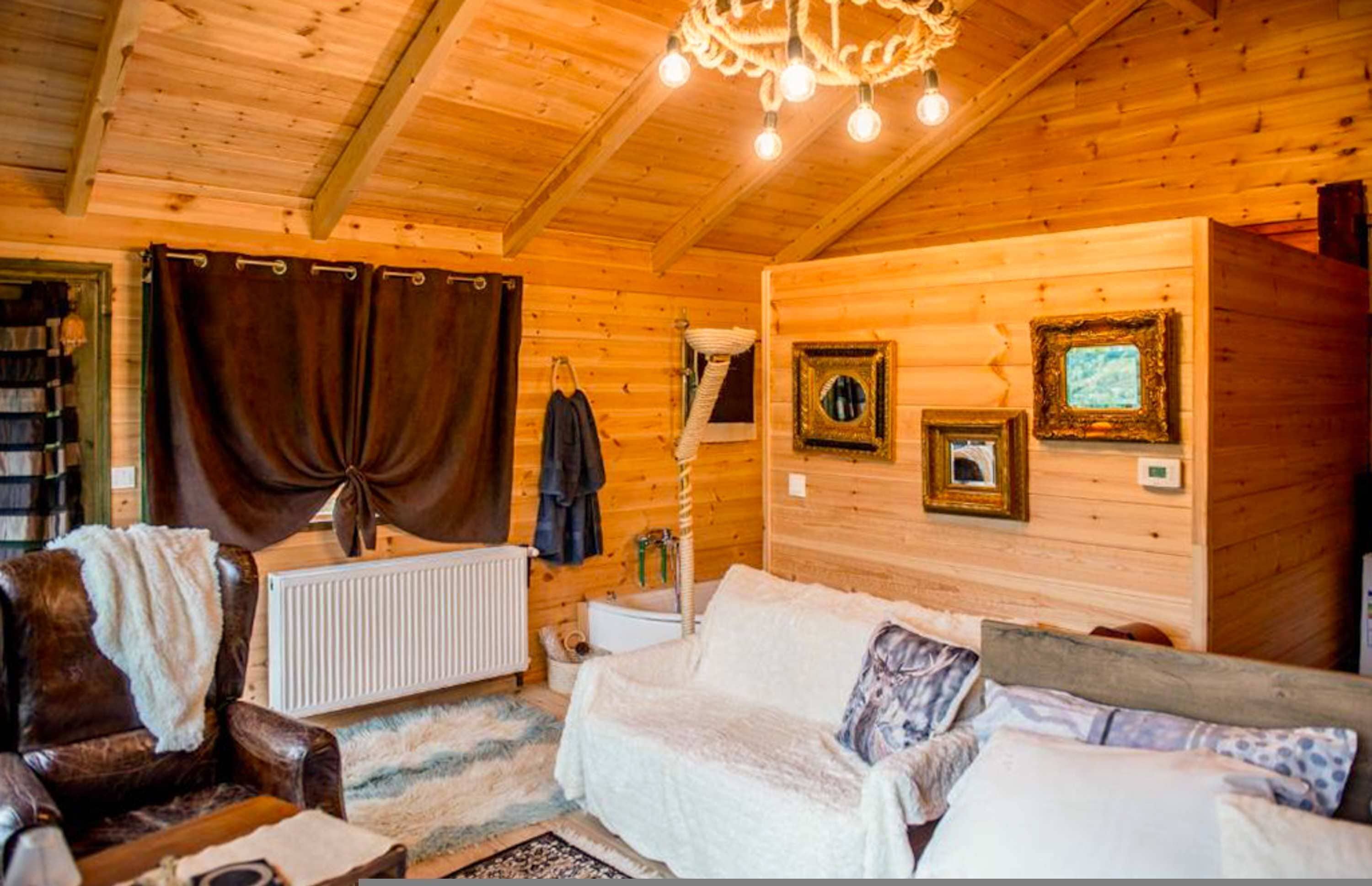 Rumah | 3 kamar tidur dan internet