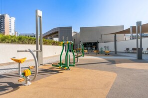 Apartment | 1 bedroom, Internet - Stayshort - Modern 1 Bed in Meydan Sleeps 4 (Dubai)