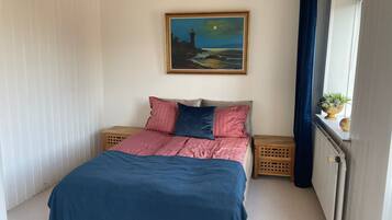 2 bedrooms, iron/ironing board, travel crib, free WiFi