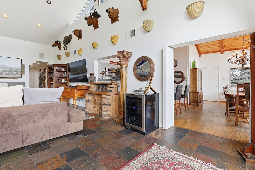 Alexander Valley Lodge by null