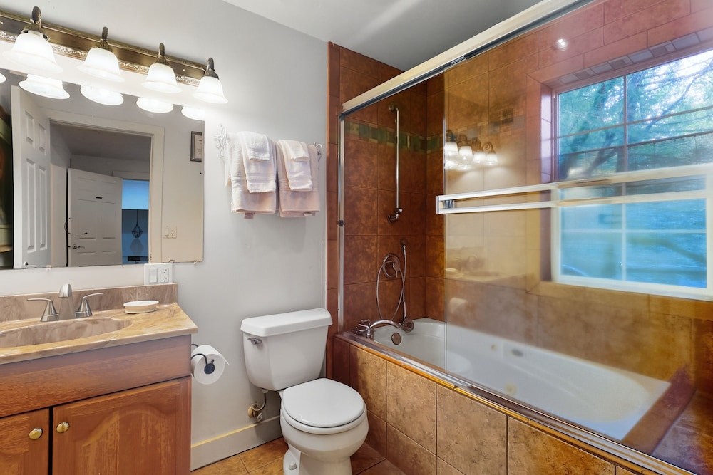 Alexander Valley Lodge by null