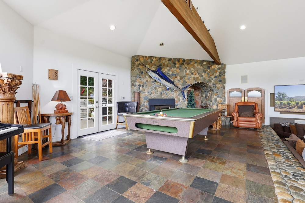 Alexander Valley Lodge by null