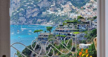 Honeymoon Suite sea view with free parking