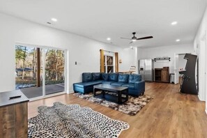 Älytelevisio, takka, videopelejä