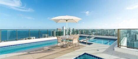 Appartamento | Piscina | Piscina all'aperto