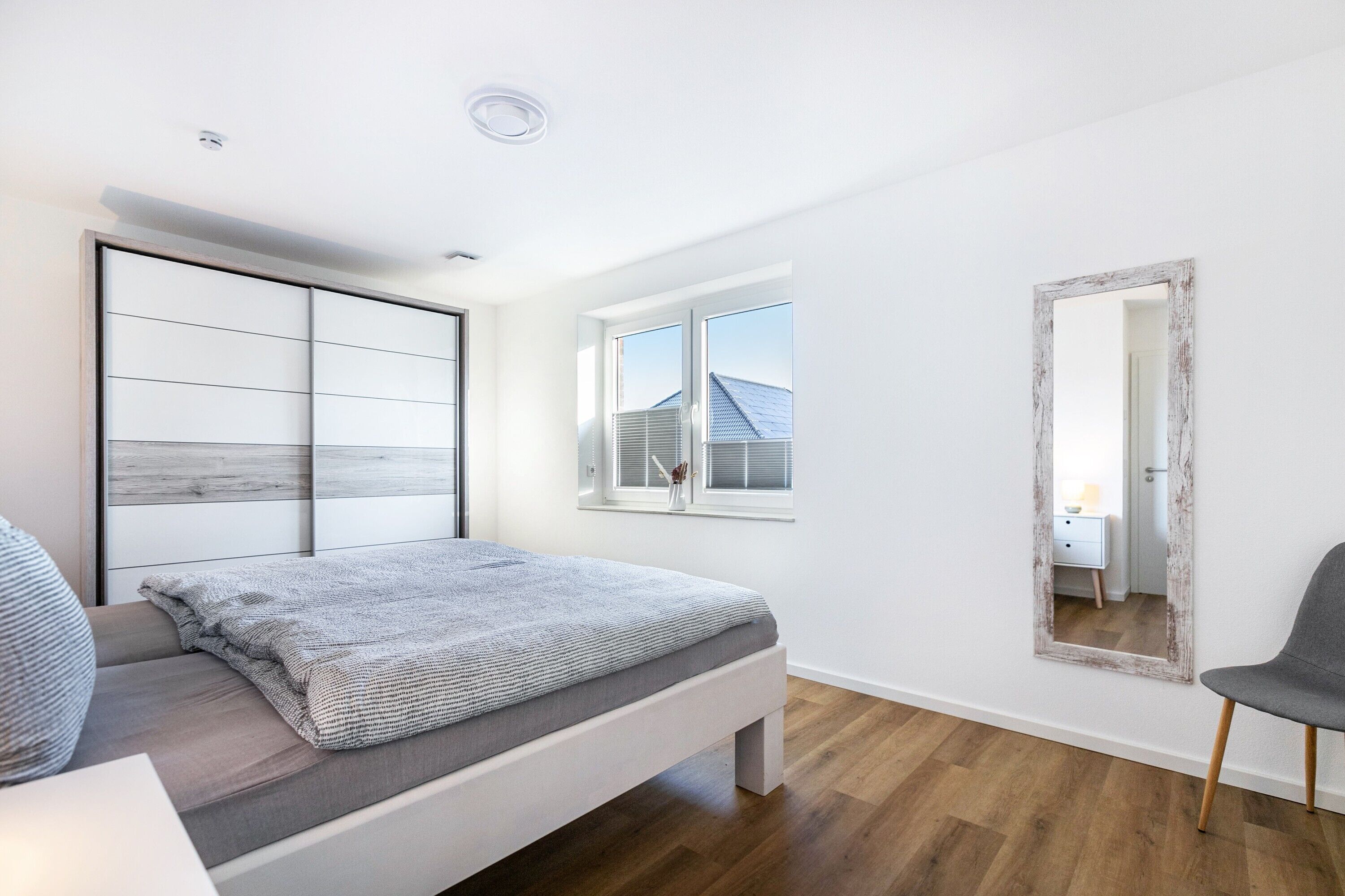 3 chambres, fer et planche à repasser, Wi-Fi, draps fournis