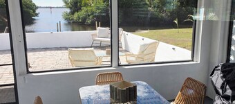 April 19-30 Special 1 level 2/2 direct Charlotte Harbor access 