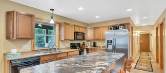 Hinz House in Boulder Canyon Area