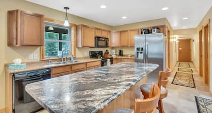 Hinz House in Boulder Canyon Area