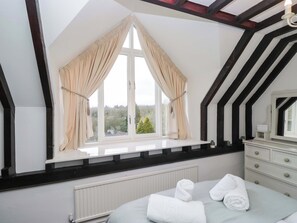 2 bedrooms, individually decorated, individually furnished, free WiFi - School Cottage (Windermere)