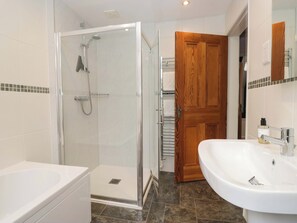 Bathroom - School Cottage (Windermere)