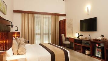 Coffres-forts dans les chambres, ameublement personnalisé, bureau