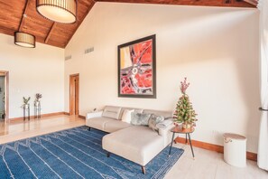 Villa | 3 bedrooms - Brkfst Included Private Pool at Puerto Bahia B4 (Samaná)