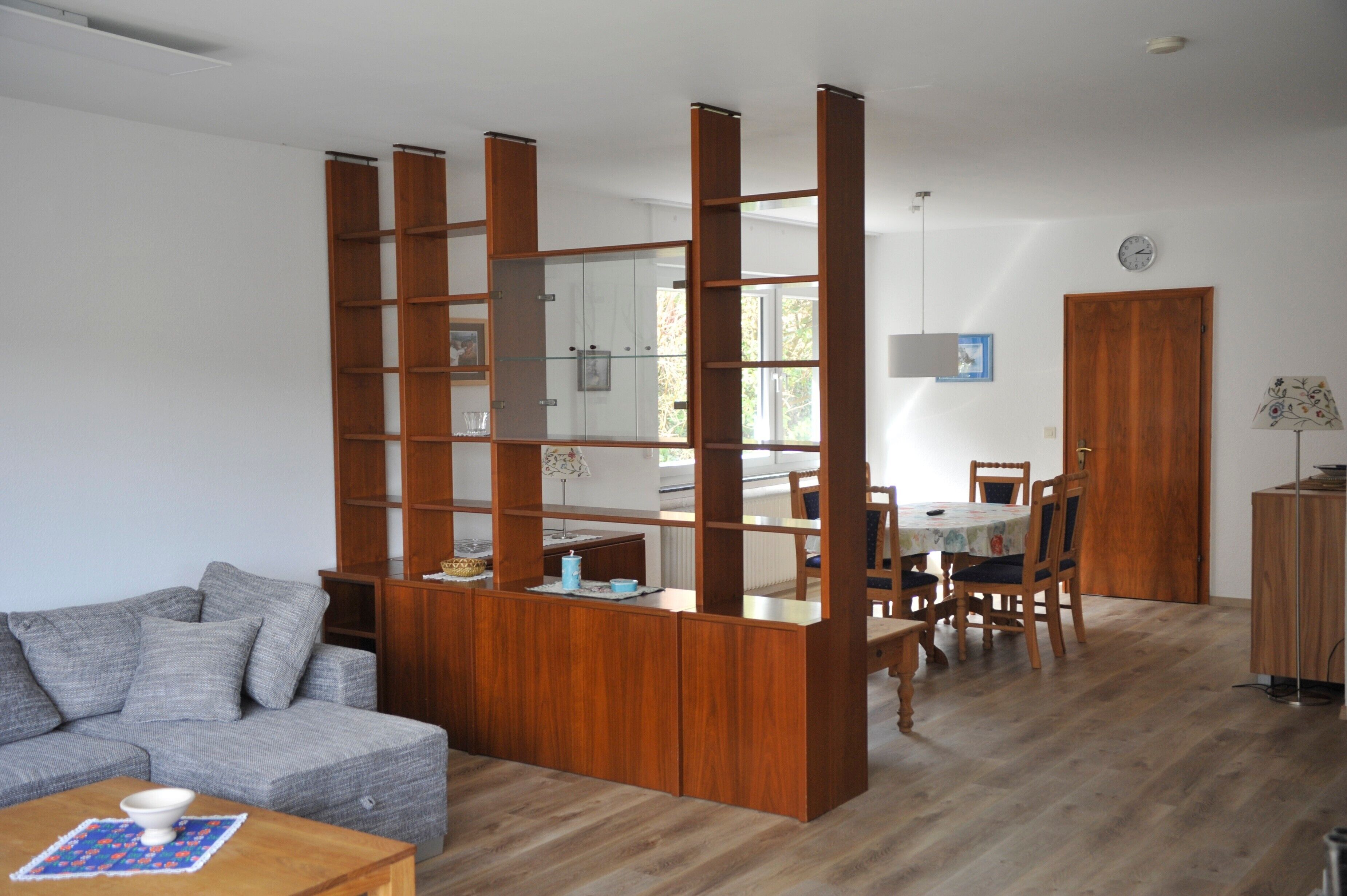 Fernseher, Kamin, DVD-Player, Tischtennisplatte