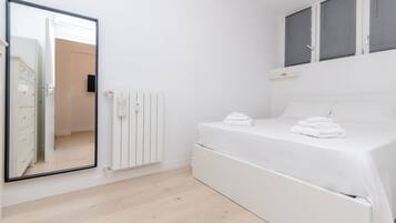 1 Schlafzimmer, BĂŒgeleisen/BĂŒgelbrett, kostenloses WLAN, BettwĂ€sche