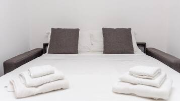 1 Schlafzimmer, BĂŒgeleisen/BĂŒgelbrett, kostenloses WLAN, BettwĂ€sche