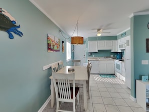 Dining - Pam's Paradise | Pet-Friendly Condo w/Pool Access (Carolina Beach)