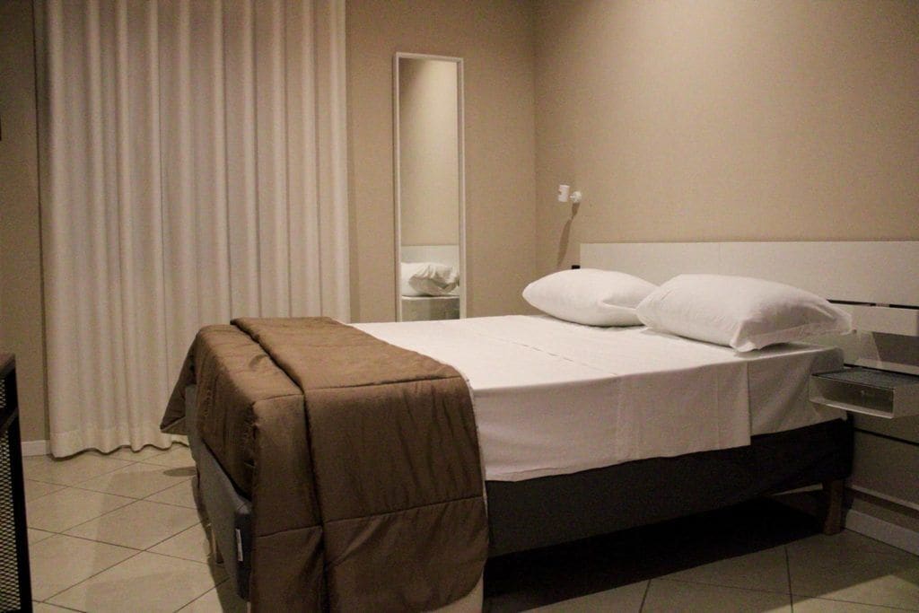 经典客房, 1 张双人床 | 办公桌、熨斗/熨板、免费 WiFi