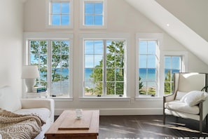 TV, fireplace, offices - Windover Cottage - Beautifully Decorated! Private Beach! Close to Town! (Harbor Springs)