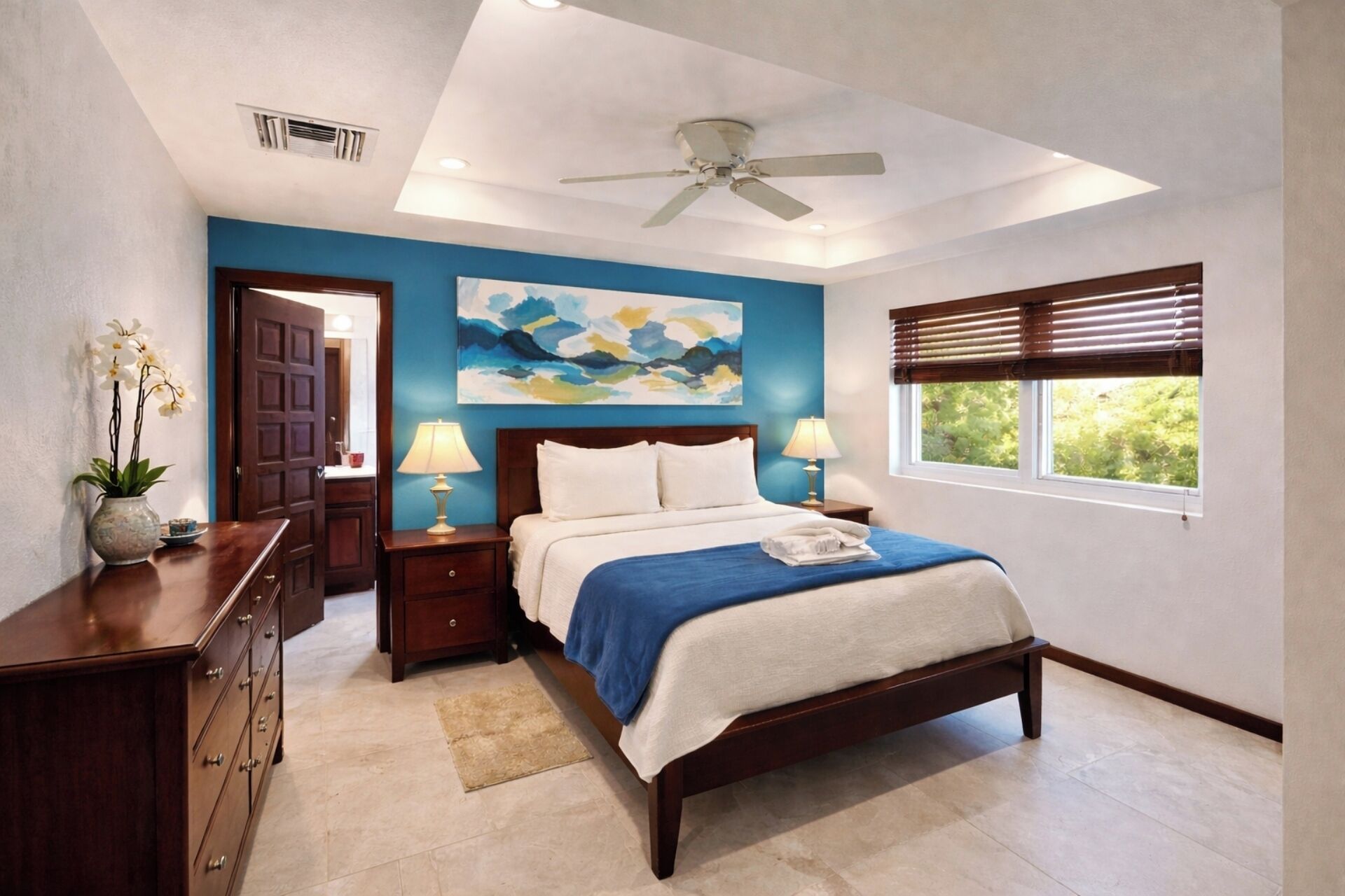 2 chambres, fer et planche à repasser, lit parapluie, Wi-Fi