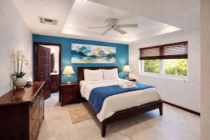 2 slaapkamers, een strijkplank/strijkijzer, reisbedje, wifi