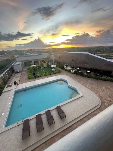 Dencity Hotel Mandera