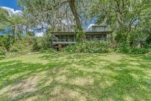 Exterior - 5 Large Bedrooms | Game Room | Patio (Tampa)