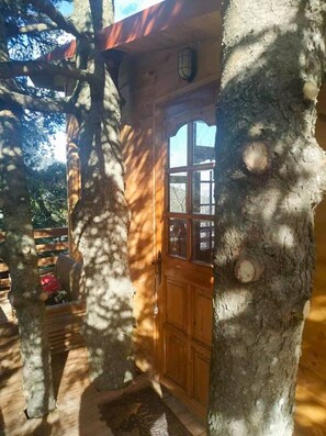 Exterior detail - Kedra Village Treehouse - Peaceful Forest Views (VW2Q+4J Kedra, Greece)