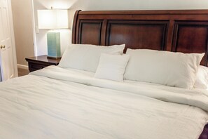 4 chambres, fer et planche Ă repasser, Wi-Fi, draps fournis