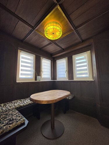 Fichtelgebirge: Modernes Appartement in Stadtrandlage und sehr naturnah