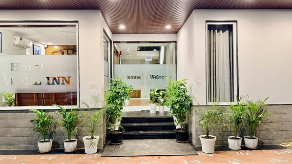 Property entrance - Hotel Citadel Inn (Indore)