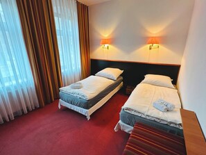 Economy Twin Room, Garden View | Desk, laptop workspace, free WiFi