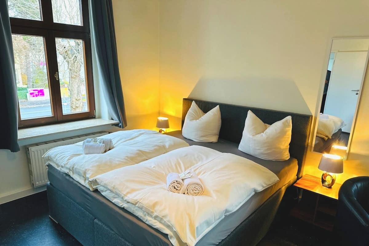 Economy Twin Room, Garden View | Desk, laptop workspace, free WiFi