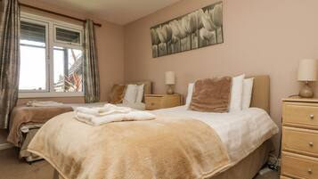 4 chambres, décoration personnalisée, ameublement personnalisé