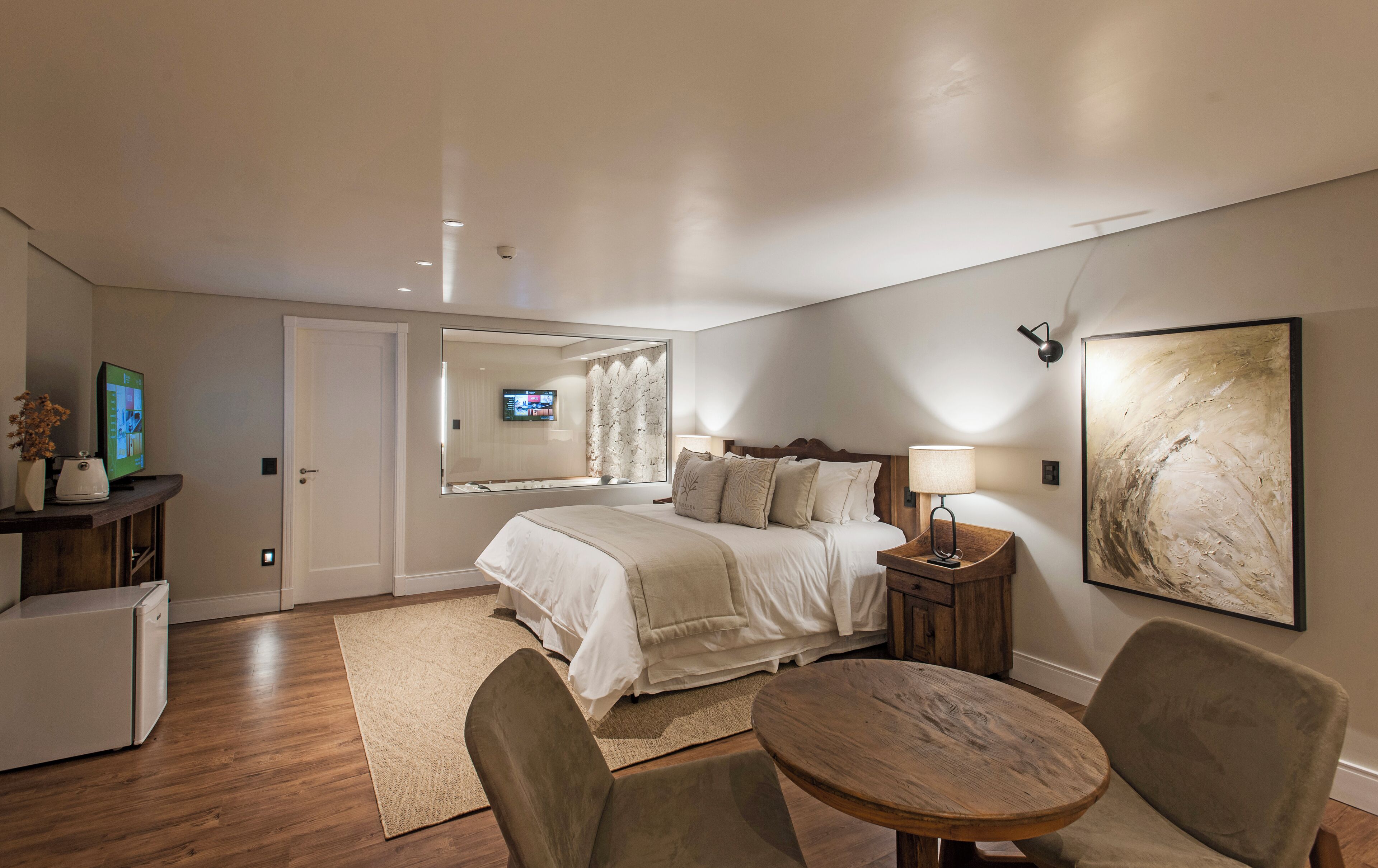 Suíte Premium | In-room safe, blackout drapes, soundproofing, iron/ironing board