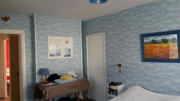 6 chambres, fer et planche Ă repasser, accĂšs Internet