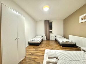 Deluxe-rum | Skrivbord, arbetsyta för laptop, strykjärn/strykbräda och gratis wi-fi