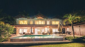 Villa | 2 bedrooms - Amazing Villa With Brkfst Included at Puerto Bahia C5 (Samaná)