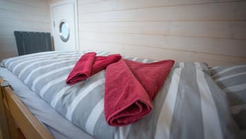 2 bedrooms, WiFi, bed sheets