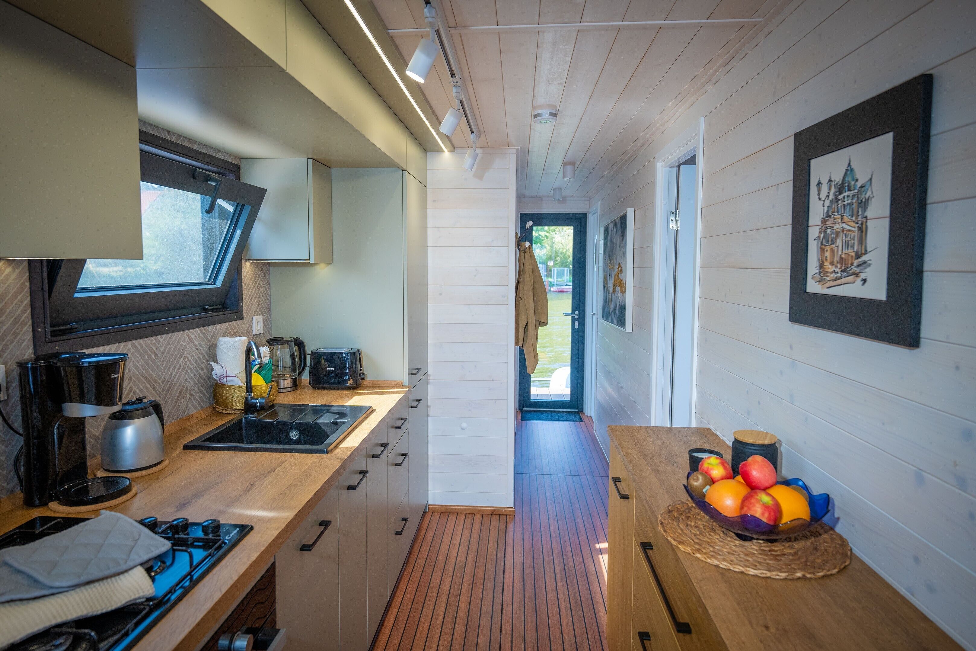 Kühlschrank, Ofen, Herdplatte, Geschirrspüler